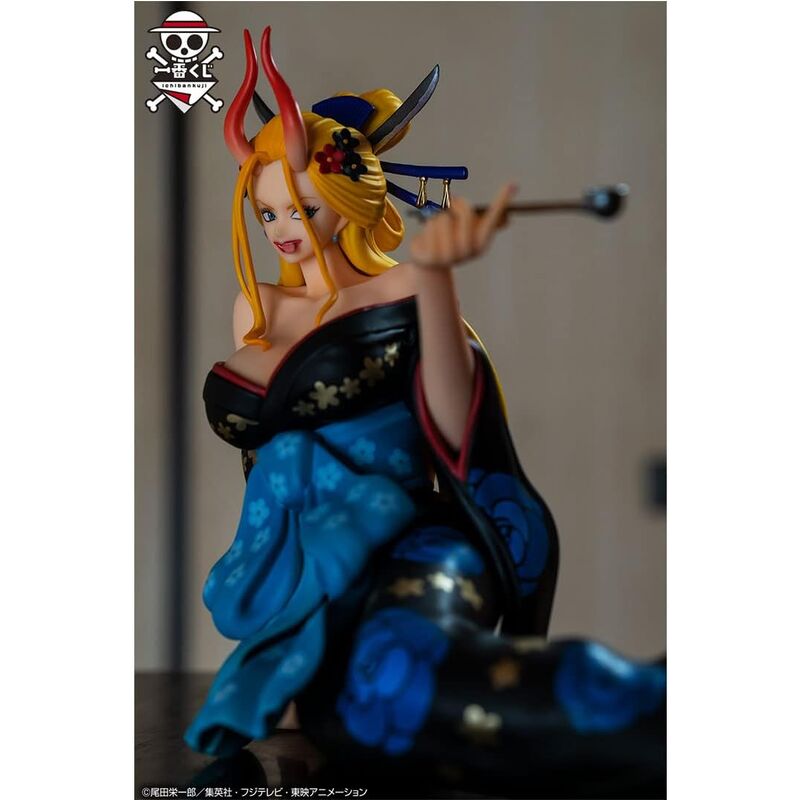 Imagen de Figura Ichibansho Black Maria Glitter One Piece 15Cm parte de nuestra colección en Espadas y más, sitio oficial.