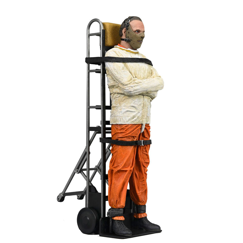 Imagen de Figura Dr. Hannibal Lecter Masked El Silencio De Los Corderos 18Cm parte de nuestra colección en Espadas y más, sitio oficial.