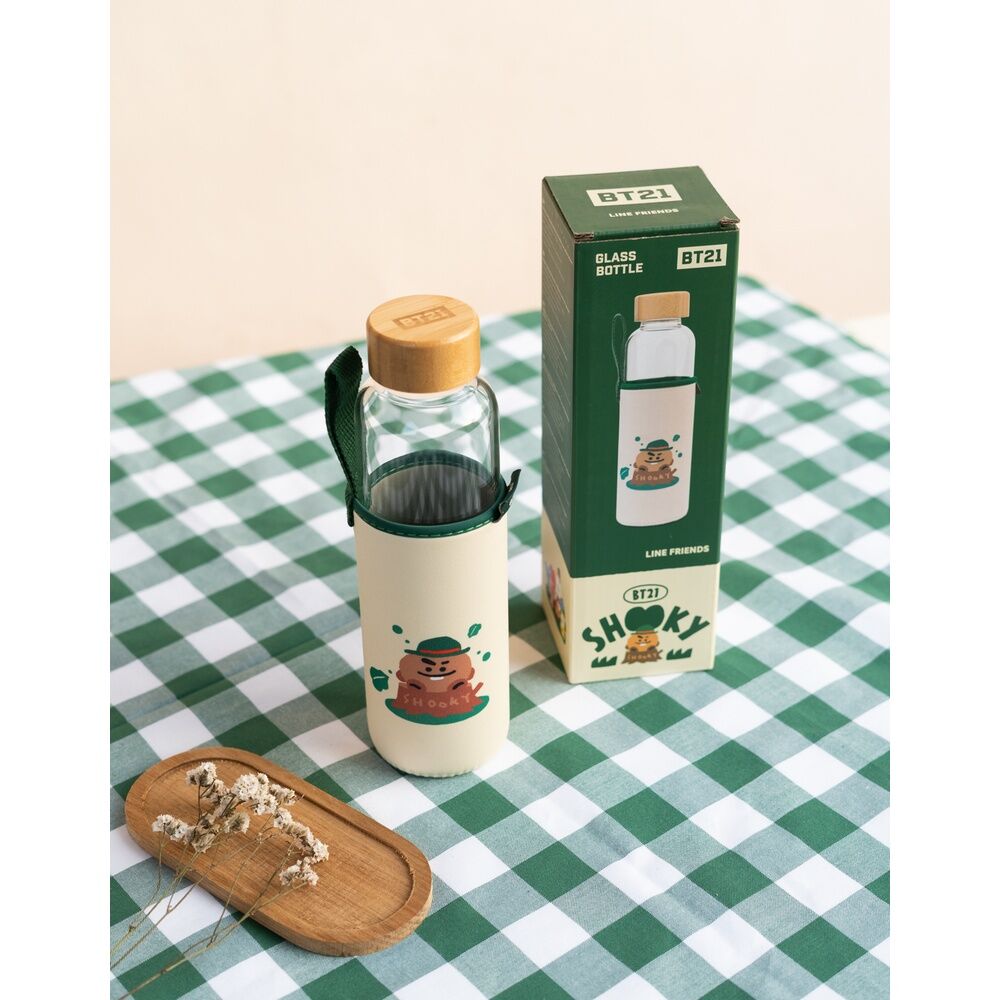 Imagen de Botella Cristal Shooky Bt21 parte de nuestra colección en Espadas y más, sitio oficial.