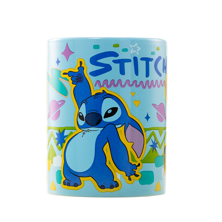 Imagen de Taza Funda De Peluche Disney 440Ml parte de nuestra colección en Espadas y más, sitio oficial.
