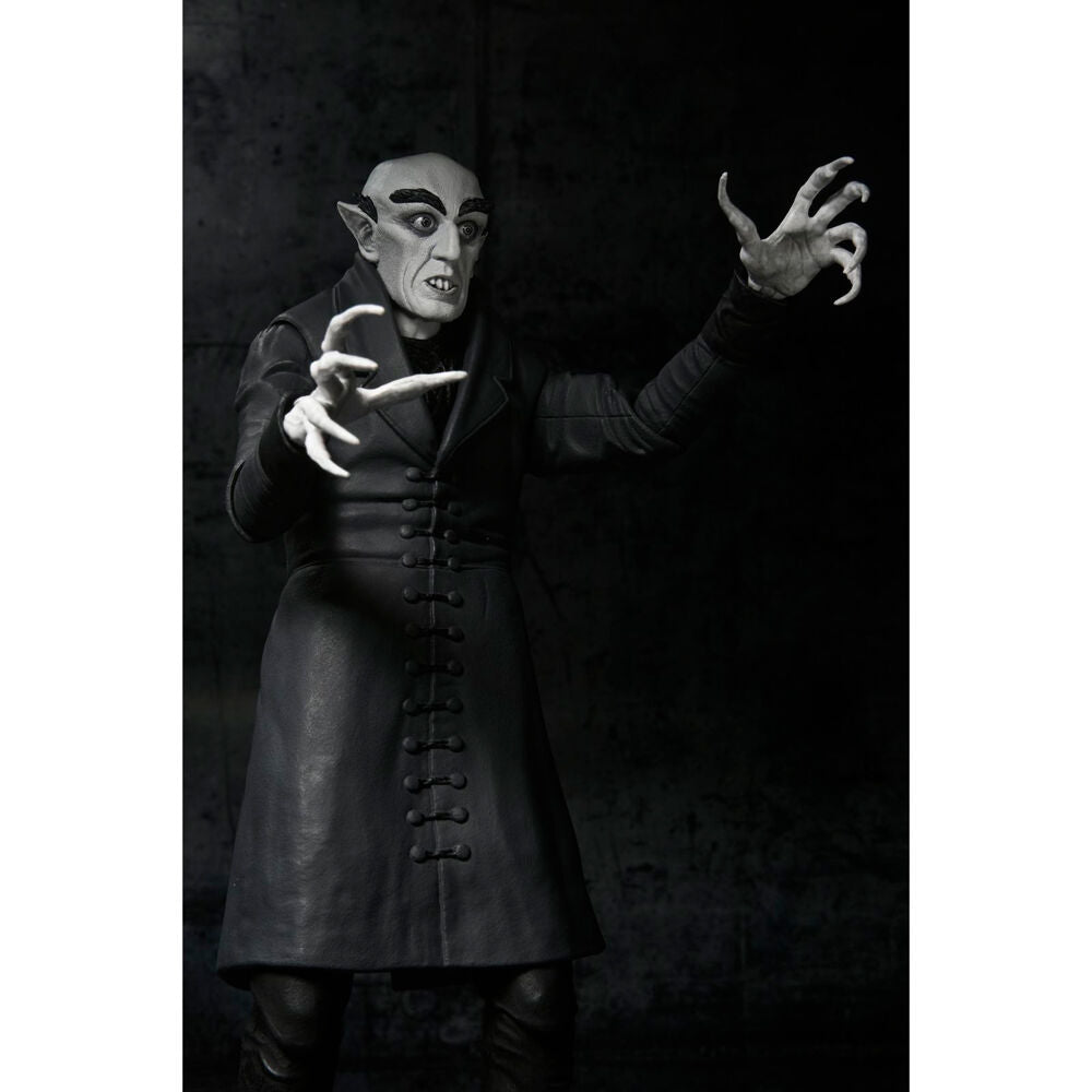 Imagen 4 - Figura Count Orlok Ultimate Black & White Nosferatu 18Cm