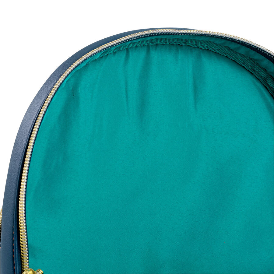 Imagen de Mochila Charmander Pokemon Loungefly 26Cm parte de nuestra colección en Espadas y más, sitio oficial.