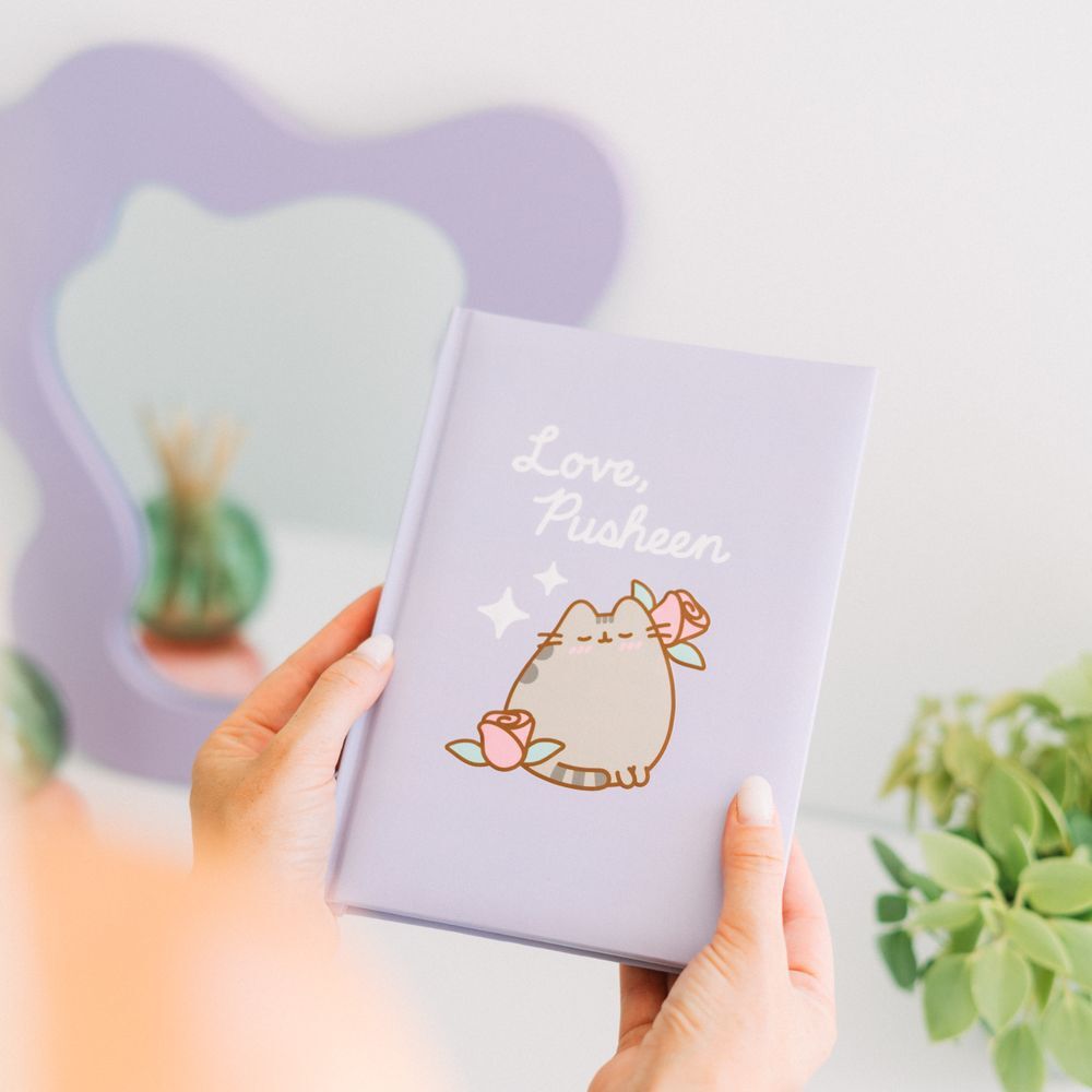 Imagen 5 - Set Cuaderno A5 Premium + Boligrafo Pusheen Moments