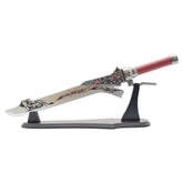 Imagen de Espada Decorativa Reina Roja - Devil May Cry parte de nuestra colección en Espadas y más, sitio oficial.