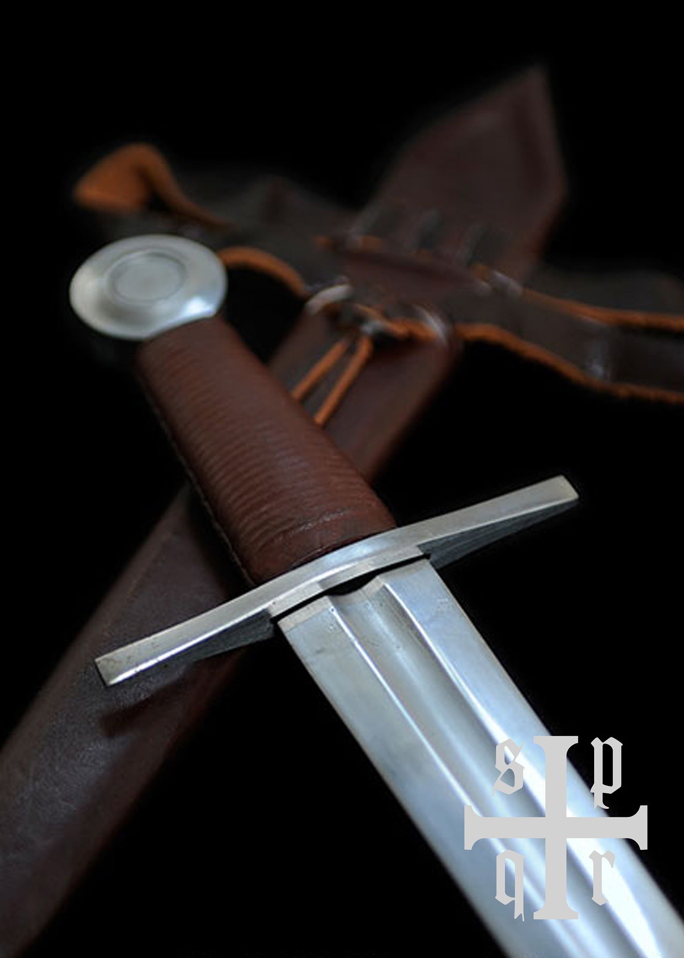 Imagen de Daga de caballero medieval, roma 0264001481 parte de nuestra colección en Espadas y más, sitio oficial.