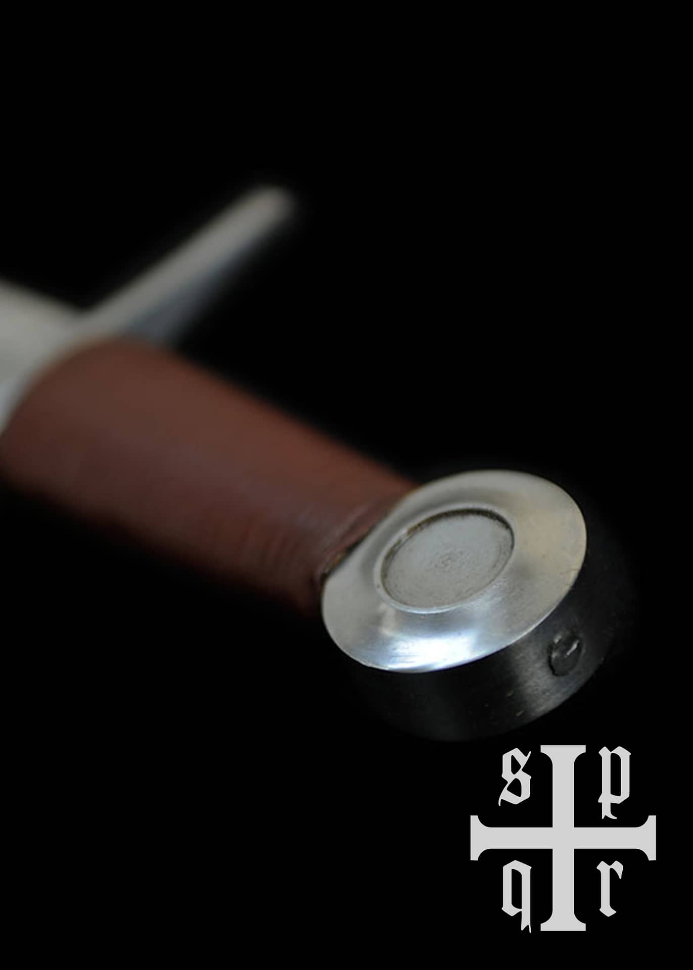 Imagen de Daga de caballero medieval, roma 0264001481 parte de nuestra colección en Espadas y más, sitio oficial.