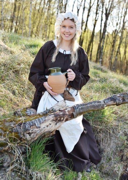 Imagen de Capucha medieval para damas, diferentes colores 1280023500 parte de nuestra colección en Espadas y más, sitio oficial.