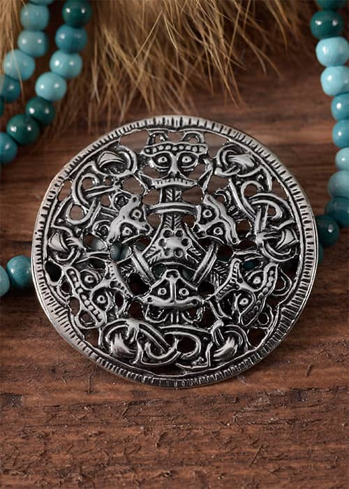 Gran broche vikingo en estilo Borre hecho de plata 1404218230 - Espadas y Más