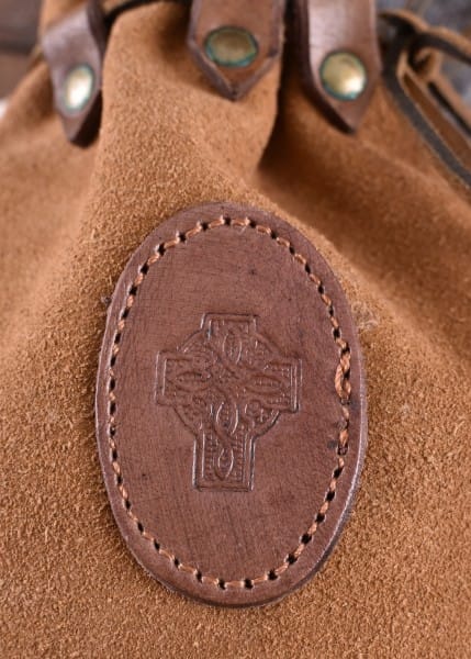Imagen de 1616416500 Bolsa de cuero medieval celta parte de nuestra colección en Espadas y más, sitio oficial.