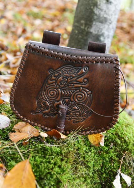 Imagen de Bolso de cinturón de cuero con relieve de dragón, marrón 1680000320 parte de nuestra colección en Espadas y más, sitio oficial.