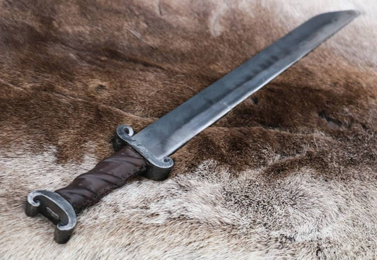 Imagen de Espada vikinga Petersen tipo G KNI260 parte de nuestra colección en Espadas y más, sitio oficial.