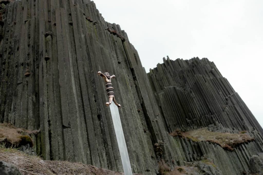 Imagen de Espada Fionn de cacique celta forjada ASW58 parte de nuestra colección en Espadas y más, sitio oficial.