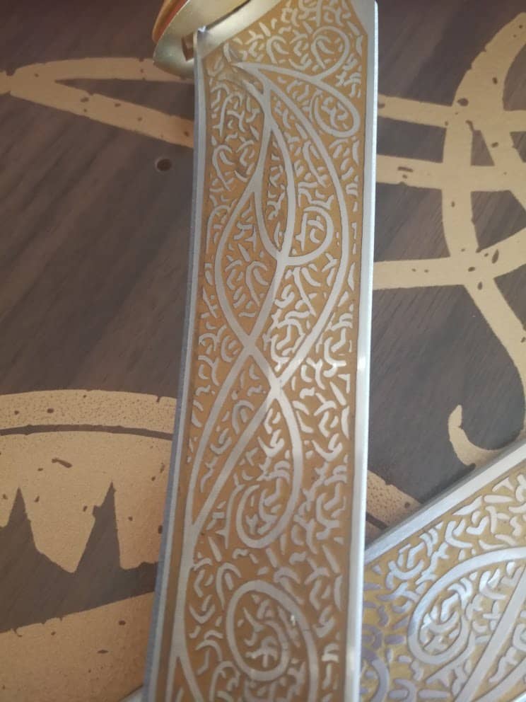 Imagen de Cuchillos o espadas de Légolas El Señor de los Anillos UC1372 parte de nuestra colección en Espadas y más, sitio oficial.