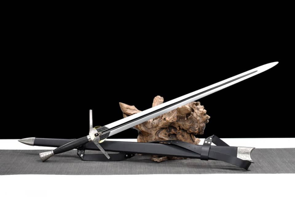 Espada de Geralt de Rivia en The Witcher Netflix - Espadas y Más