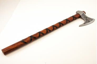 Imagen de Hacha Vikinga De Ragnar S.IX 605 parte de nuestra colección en Espadas y más, sitio oficial.