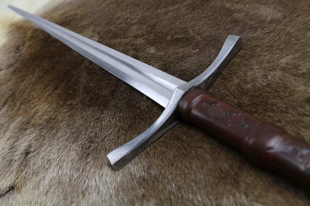Imagen de Espada Octagon mano y media MSW450 parte de nuestra colección en Espadas y más, sitio oficial.