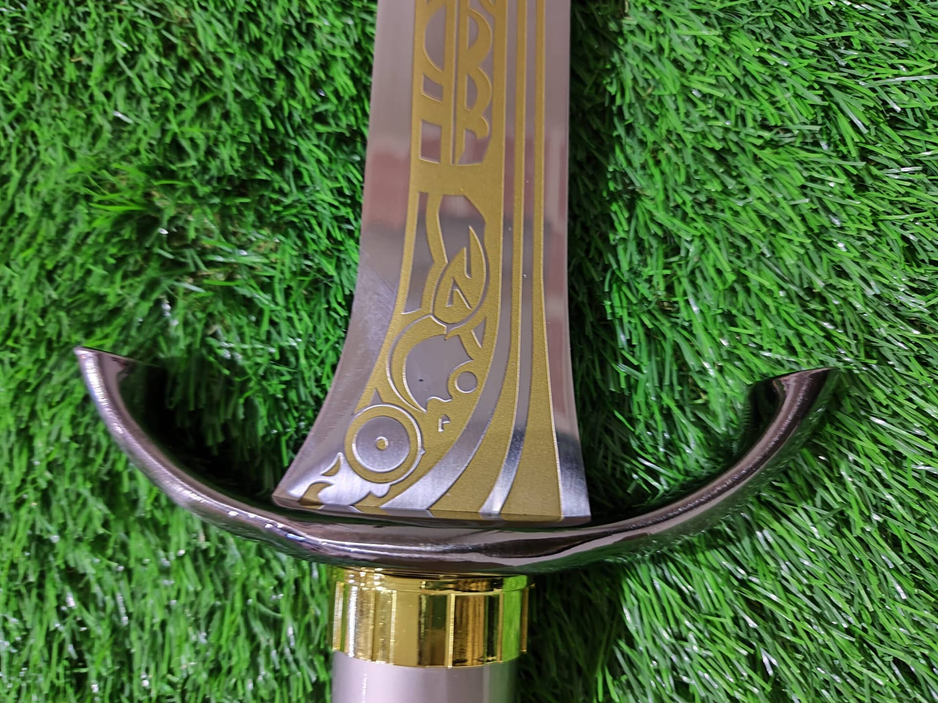 Imagen de Espada de Numenor Los anillos de poder parte de nuestra colección en Espadas y más, sitio oficial.