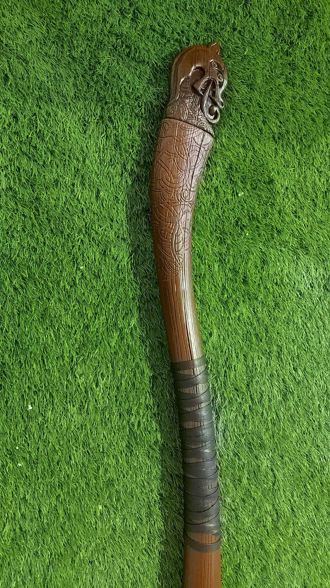 Imagen de Hacha Leviatán Kratos de acero parte de nuestra colección en Espadas y más, sitio oficial.