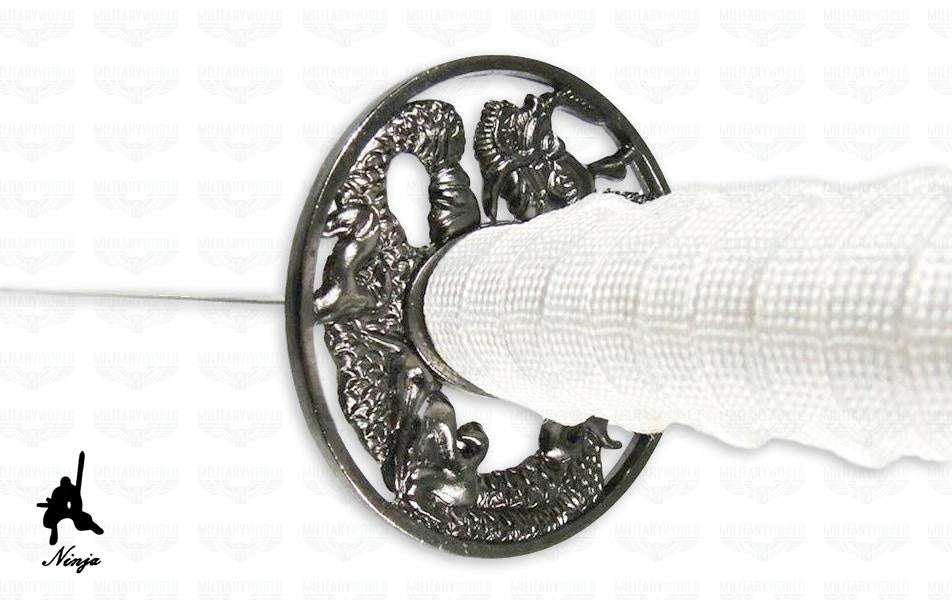 Imagen de Katana decorativa en Caja de madera de diferentes colores parte de nuestra colección en Espadas y más, sitio oficial.