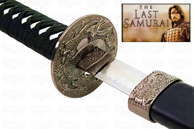 Detalle de la tsuba decorada de la Katana japonesa de la película El Último Samurai. Vendida por Espadas y más
