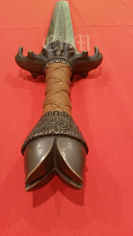 Imagen de Espada Oficial del padre de Conan 60115 60114 parte de nuestra colección en Espadas y más, sitio oficial.