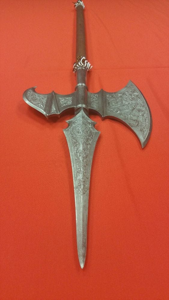Imagen de Alabarda medieval Marto 8501 parte de nuestra colección en Espadas y más, sitio oficial.
