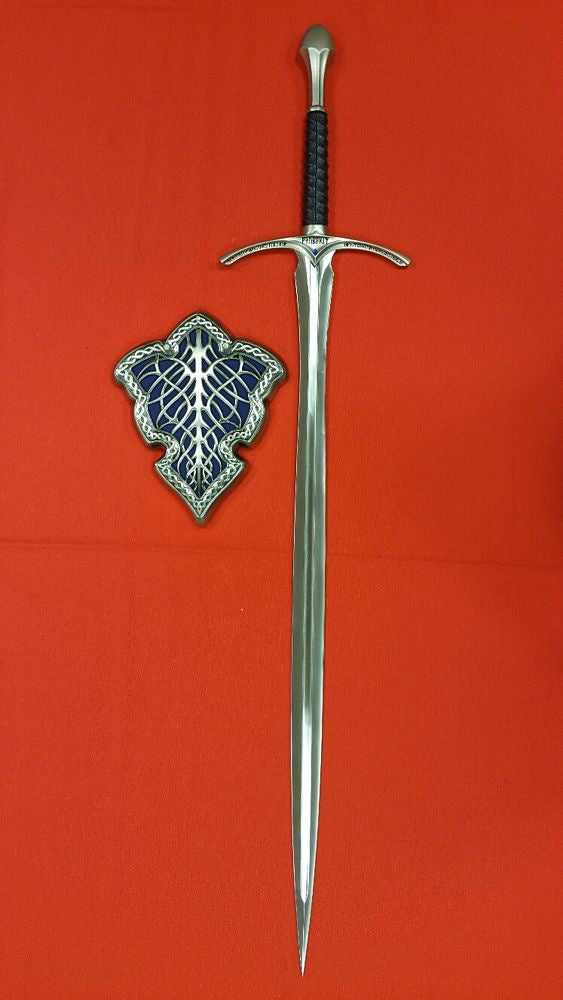 Espada de fantasía estilo medieval Glamdring de Gandalf de El Señor de los Anillos con expositor. Vendida por Espadas y más