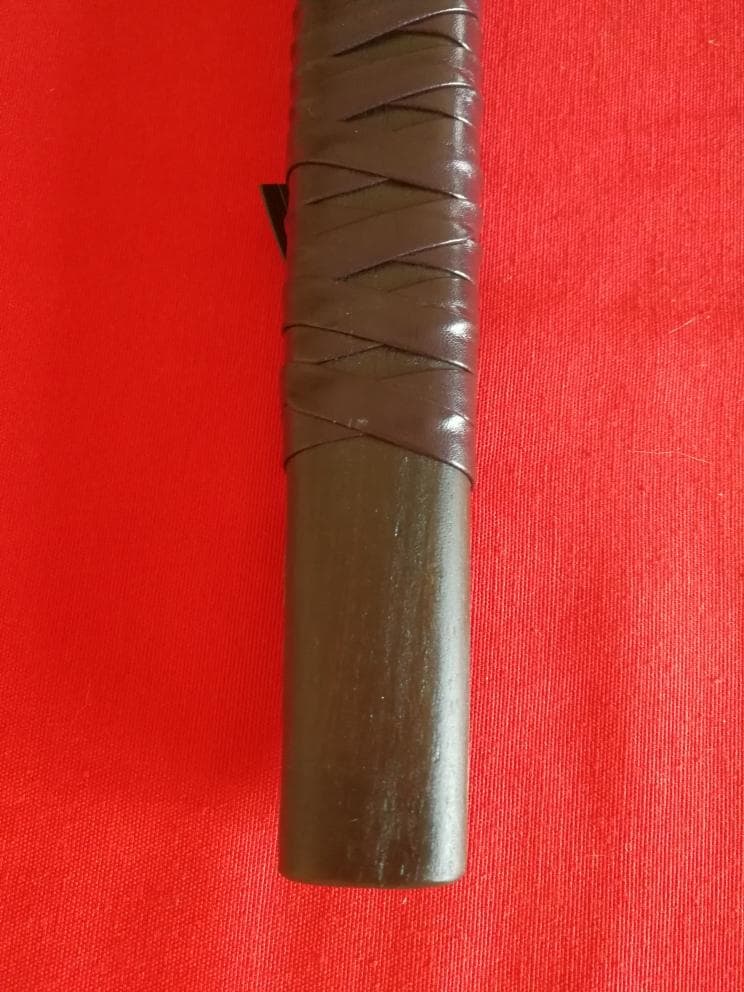 Imagen de Hacha de Ragnar Vikingos 10617 parte de nuestra colección en Espadas y más, sitio oficial.