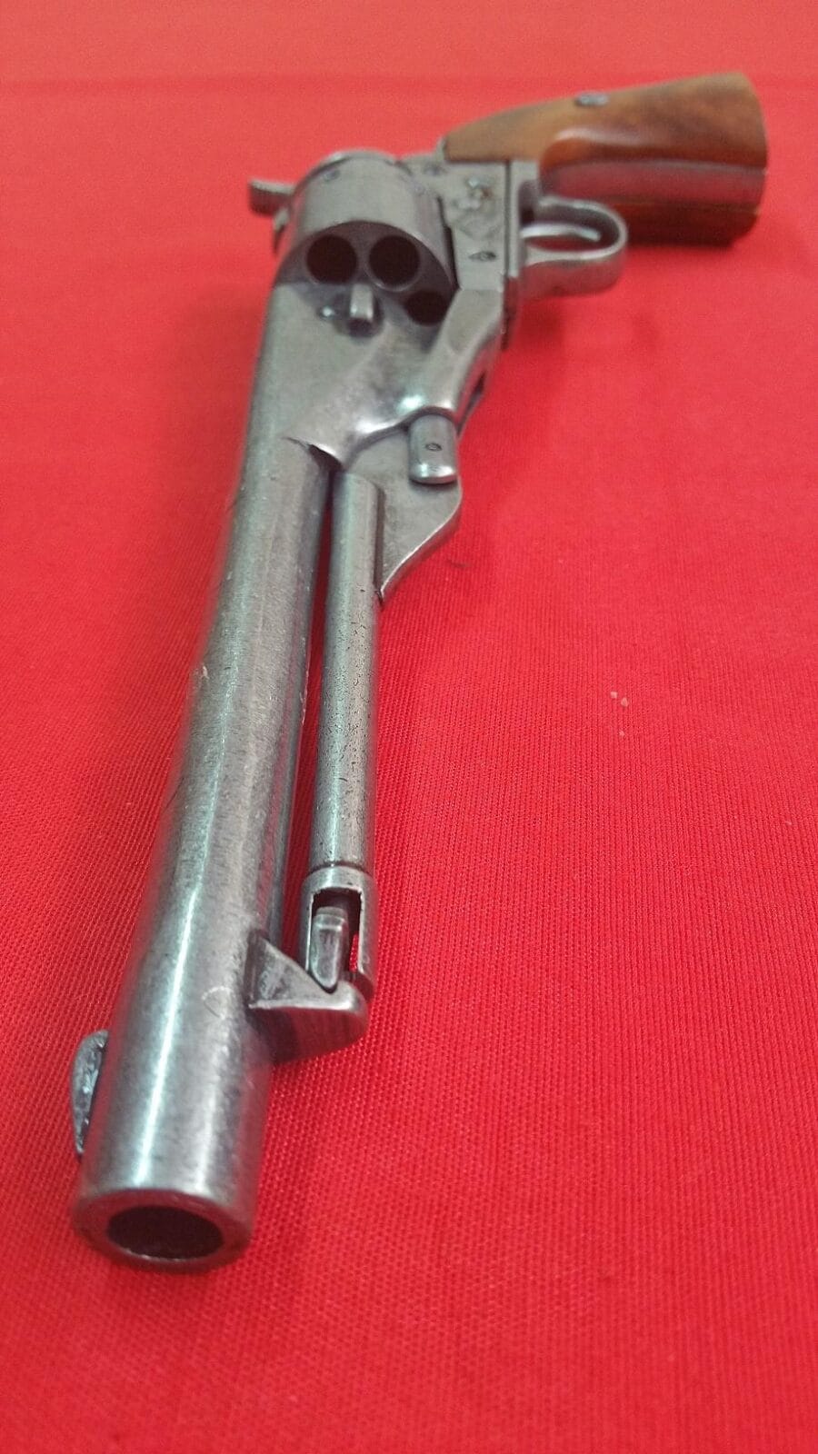 Imagen de Revolver Colt army USA 1960, 1007G, Réplica no funcional parte de nuestra colección en Espadas y más, sitio oficial. Esta imagen describe arma no funcional