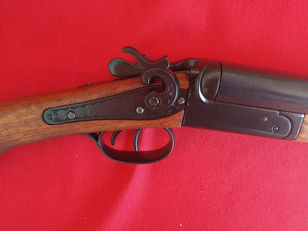 Imagen de Pistola de cañones recortados 1114 parte de nuestra colección en Espadas y más, sitio oficial.