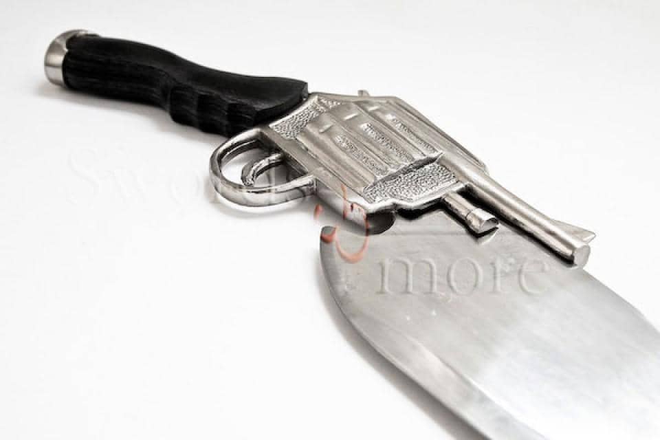 Imagen de Espada pistola Squall Leonharts Final Fantasy 14323 parte de nuestra colección en Espadas y más, sitio oficial.