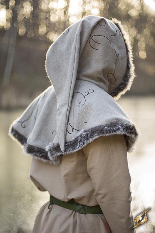 Imagen de CAPUCHA ÉLFICA PELO 300113 parte de nuestra colección en Espadas y más, sitio oficial.