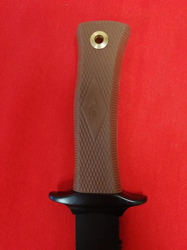 Imagen de Cuchillo Muela Mirage 18NM parte de nuestra colección en Espadas y más, sitio oficial.