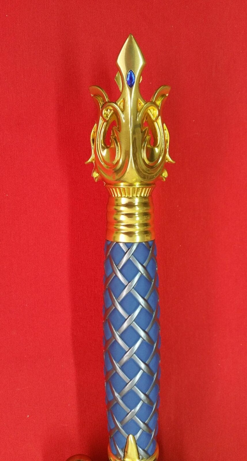 Imagen de Espada Del Rey Llane World Of Warcraft S0198 parte de nuestra colección en Espadas y más, sitio oficial.