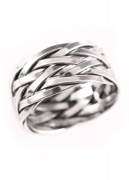 Imagen de Anillo trenzado vikingo Hedin hecho de plata 1404082020 parte de nuestra colección en Espadas y más, sitio oficial.
