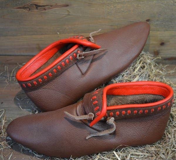 Botín decorado, Cuero Marrón - Espadas y Más