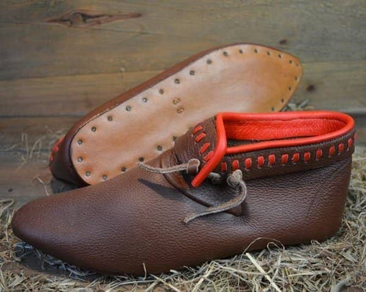 Botín decorado, Cuero Marrón - Espadas y Más