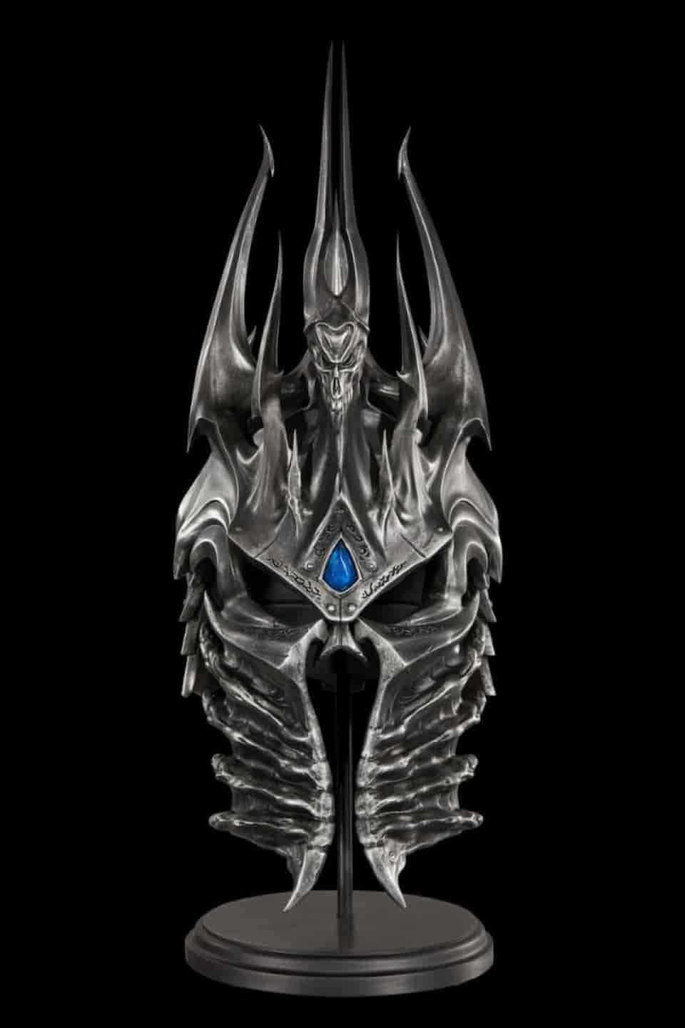 Imagen de Casco de Arthas el Rey Exanime de World of Warcraft 42165 parte de nuestra colección en Espadas y más, sitio oficial.