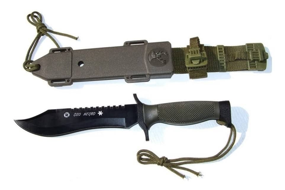 Imagen de Cuchillo Aitor Oso Negro parte de nuestra colección en Espadas y más, sitio oficial.
