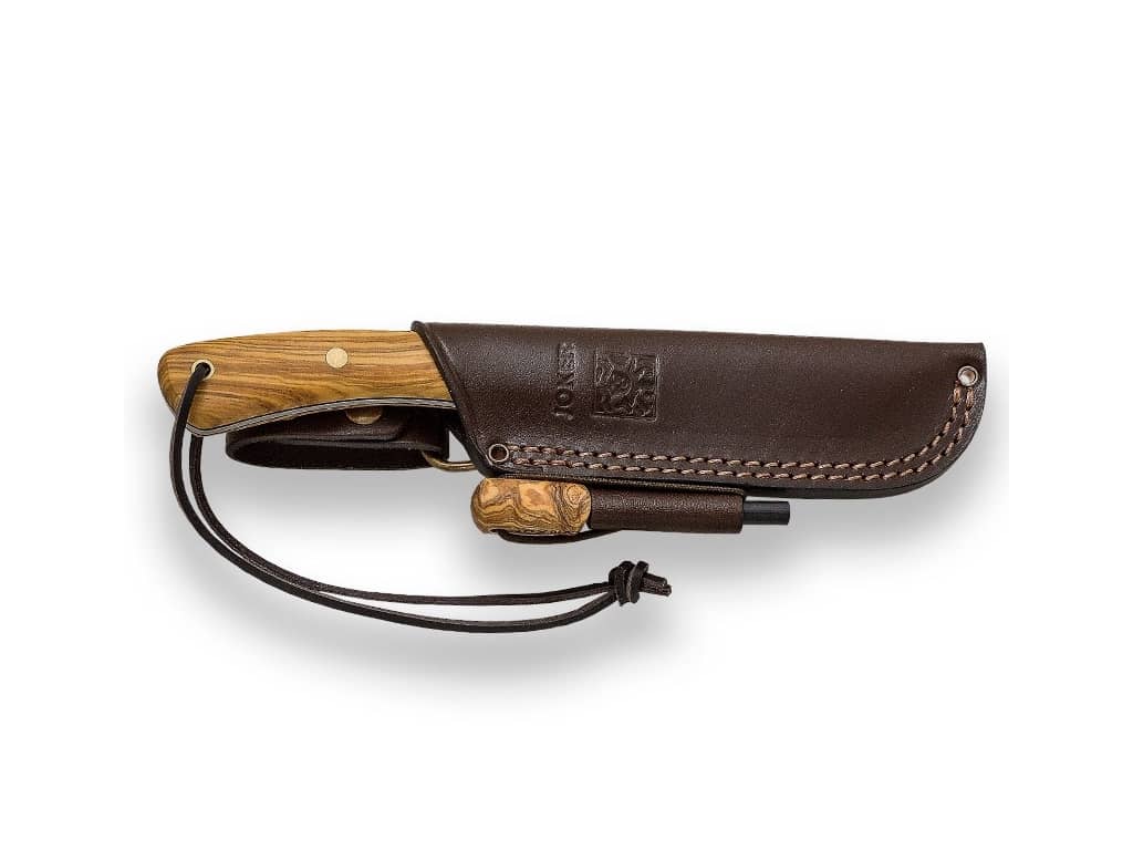 CUCHILLO BUSHCRAFT JOKER NESSMUK , MANGO DE OLIVO, CON FERROCERIO - Espadas y Más