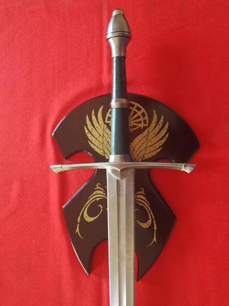 UC1299 Espada Strider de Aragorn El Señor de los Anillos OFICIAL - Espadas y Más