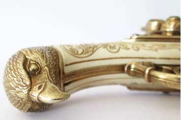 Imagen de Pistola de 2 Cañones Giratorios, Francia S. XVIII, 1305 Réplica no funcional parte de nuestra colección en Espadas y más, sitio oficial.