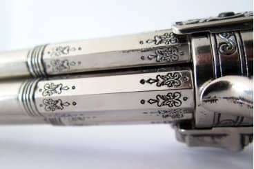 Imagen de PISTOLA DE 4 CAÑONES GIRATORIOS, FRANCIA S. XVIII 1307 parte de nuestra colección en Espadas y más, sitio oficial.