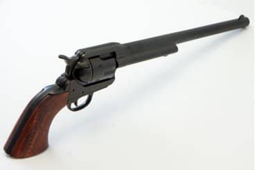 Imagen de Revólver CAL .45 Peacemaker 12", USA 1873, 7303 Réplica no funcional parte de nuestra colección en Espadas y más, sitio oficial.
