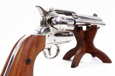 Imagen de Revólver Peacemaker 4, Cal. 45 75, 1186G Réplica no funcional parte de nuestra colección en Espadas y más, sitio oficial.