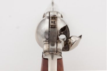 Imagen de 1106 REVÓLVER CAL.45 PEACEMAKER 5½" parte de nuestra colección en Espadas y más, sitio oficial.