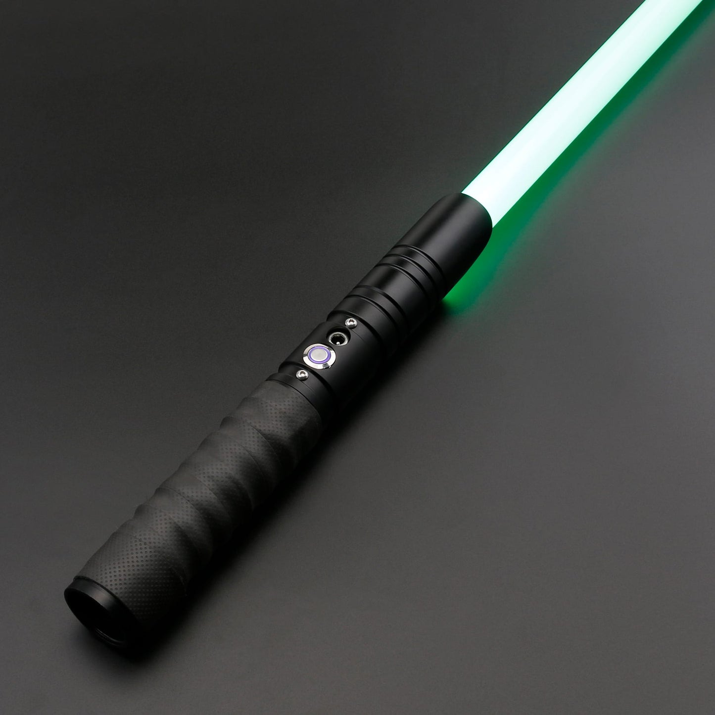 Espadas Láser RGB Duelos Pesados 12 colores, 16 Set de Sonidos, Mango Metal Negro Lisa - Star Wars - Espadas y Más