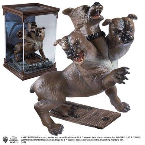 Imagen de Figura Fluffy perro de 3 cabezas Harry Potter NN7558 parte de nuestra colección en Espadas y más, sitio oficial.