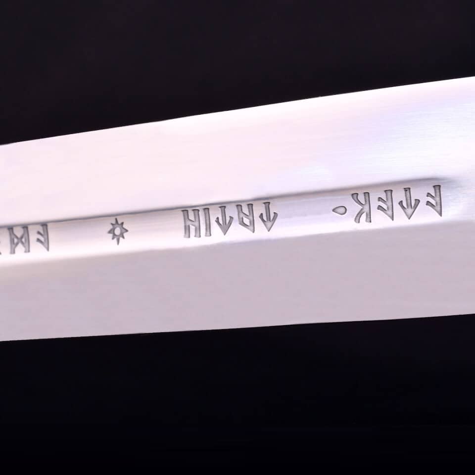 Imagen de Anduril Museum Collection Edición Limitada Oficial United Cutlery (reserva) parte de nuestra colección en Espadas y más, sitio oficial.