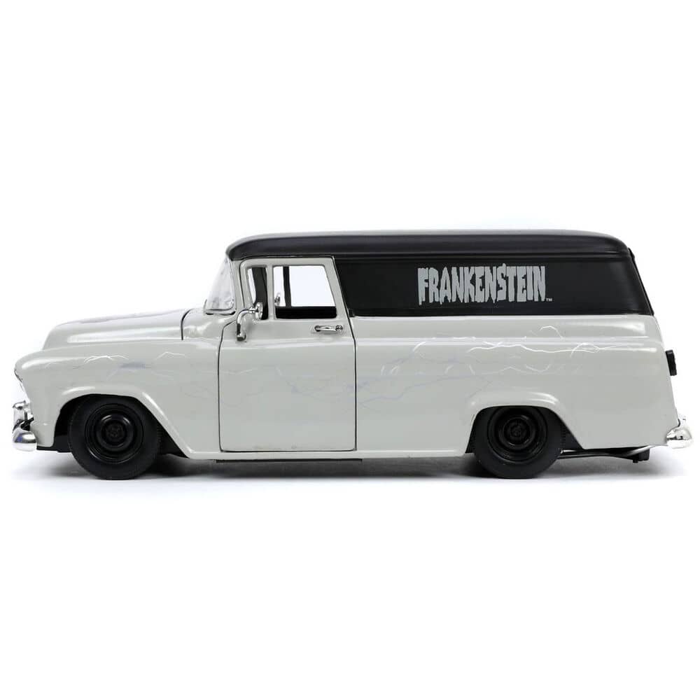 Imagen de Set figura + coche Chevy Suburban Delivery 1957 Frankenstein parte de nuestra colección en Espadas y más, sitio oficial.